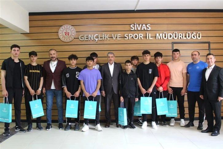 Tunç: “Sporcularımızı Kutluyorum”