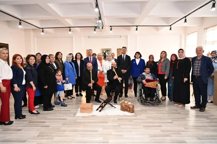 Mamak Belediyesinden Yıl Sonu Sergisi