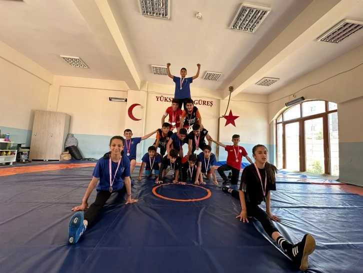 Dünya Şampiyonasına Hazırlanıyorlar