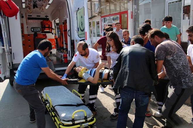 OTOMOBİLİN ÇARPTIĞI ÇOCUK YARALANDI