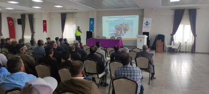 Çiftçilere Trafik Eğitimi Verildi