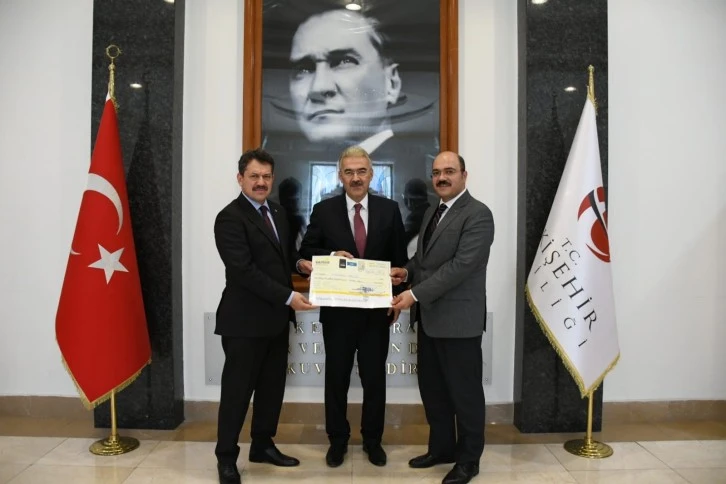 Depremzedeler İçin 436 bin Lira Bağışladılar