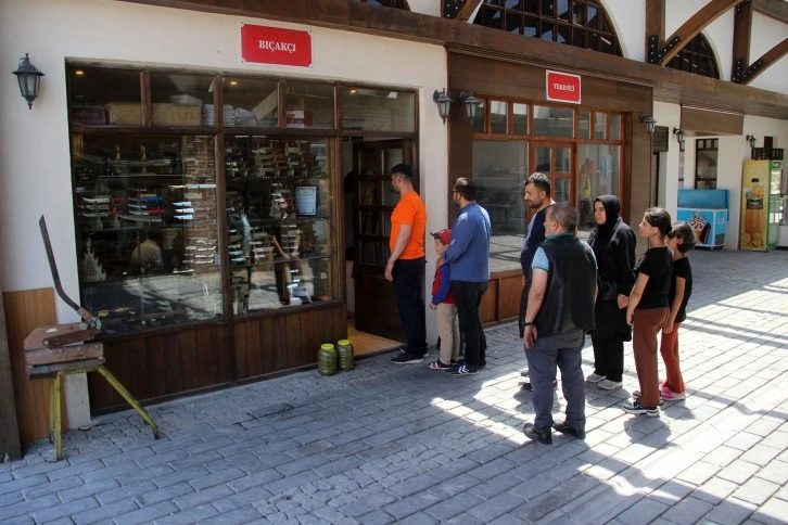 Bıçakçılarda Bayram Yoğunluğu
