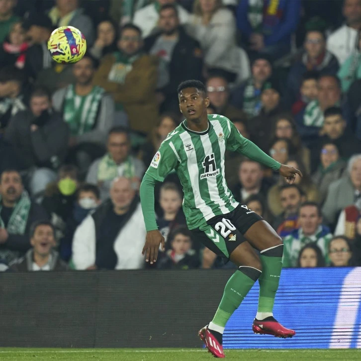 Yiğidolarda  Akoukokou Sesleri