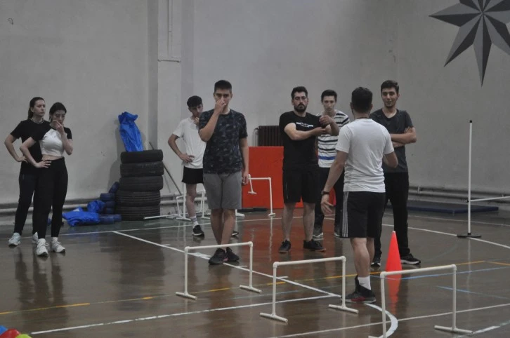 Polis Adayları Sınav Öncesi Son Hazırlıklarını Tamamladı