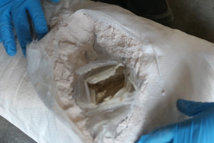 Tuz Çuvalları Arasında 49 Kilogram Eroin Ele Geçirildi