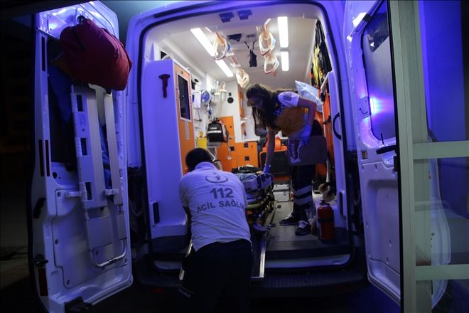 ŞARKIŞLA´DA TRAFİK KAZASI : 4 YARALI