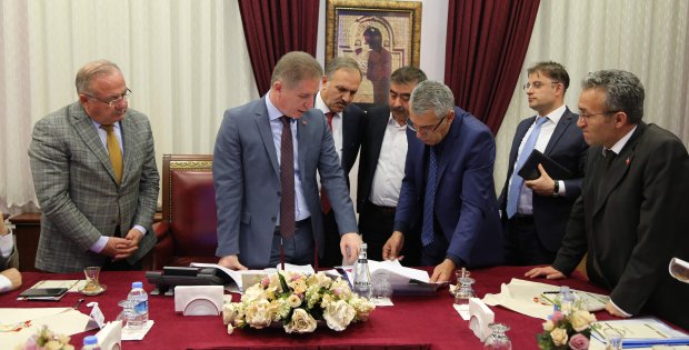 EĞİTİM YATIRIMLARI VE İHTİYAÇLARI MASAYA YATIRILDI