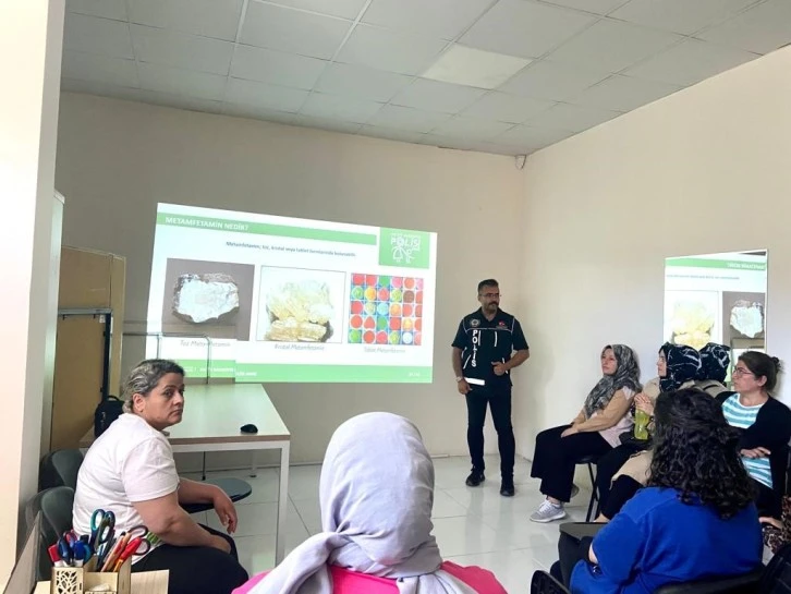 “En İyi Narkotik Polisi Anne” Eğitimi Verildi.