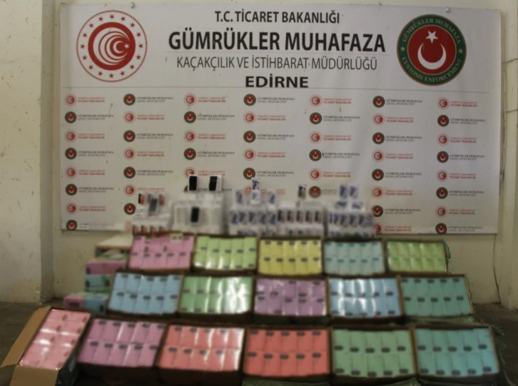 Gümrük Kapısında 10 Milyon Değerinde Kaçak Ürün Yakalandı
