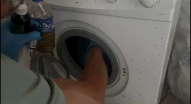 Çamaşır Makinesine Sakladıkları Uyuşturucuyu Polisten Saklayamadılar