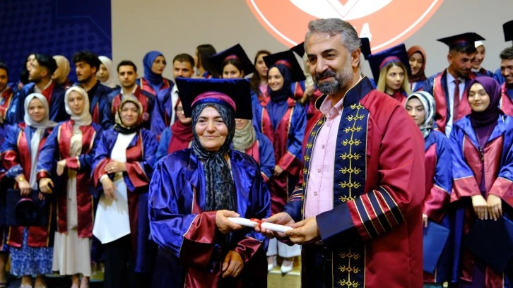 Mezuniyet Heyecanı Yaşadılar