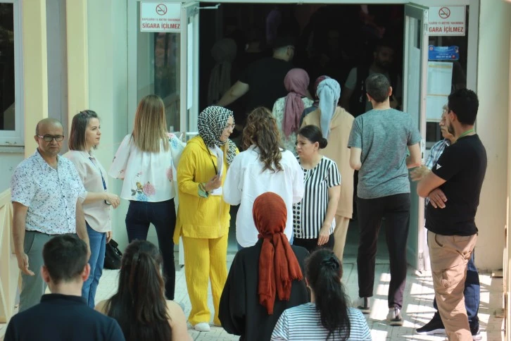 Sınava Yine Geç Kaldılar