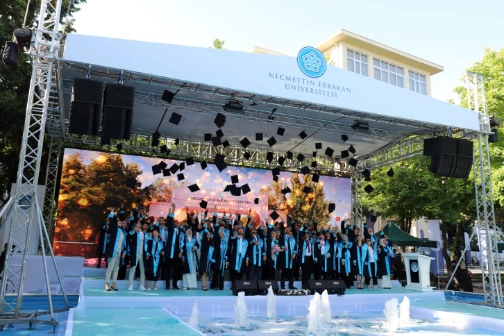 Mezuniyet ve Geleceğe Mesaj Töreni İle Birincileri Uğurladı