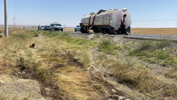 Tankerden Kopan Tank Şarampole Devrildi
