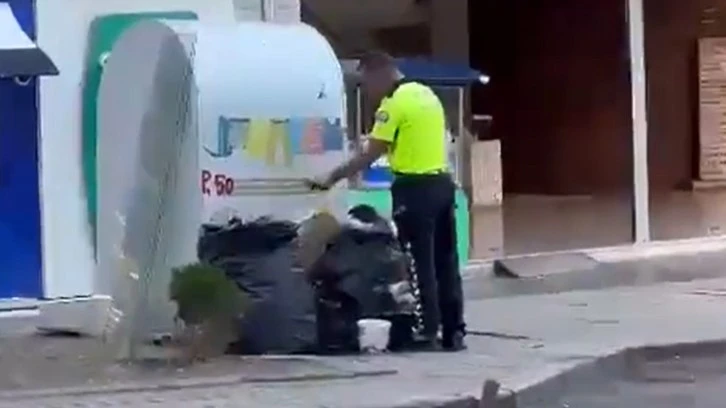 Polisten Yürek Isıtan Hareket