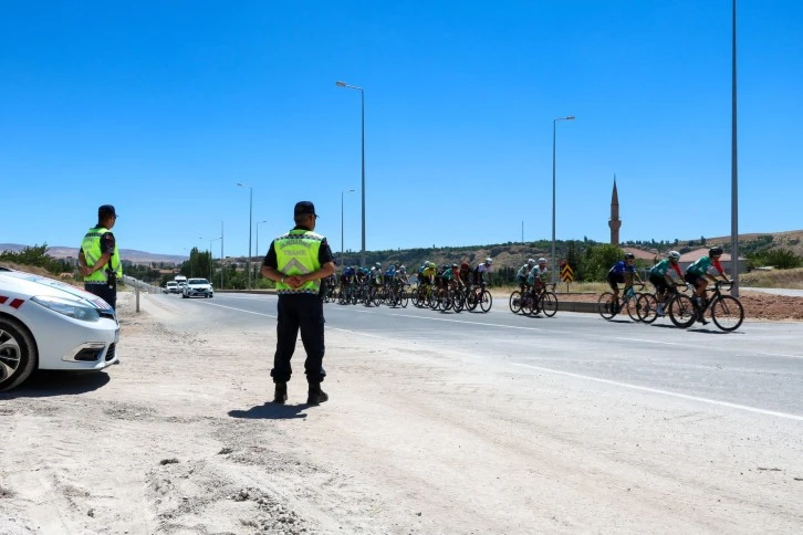 Bisiklet Yol Yarışları Başladı