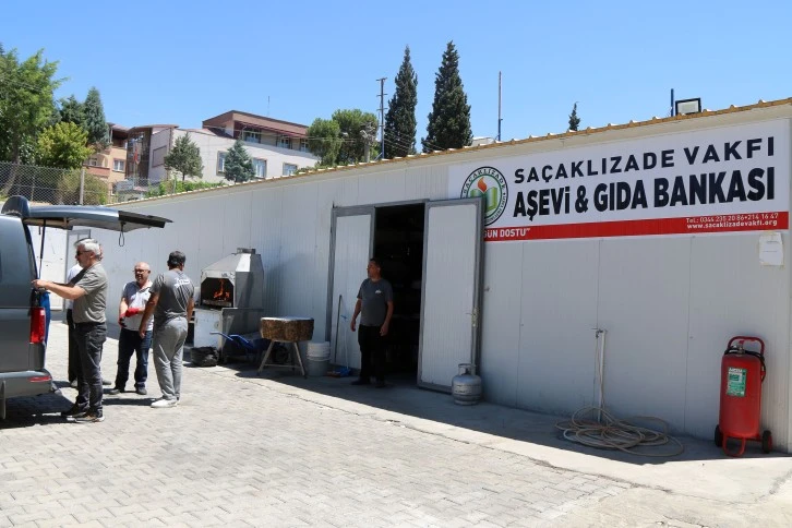 Adaklık Kurbanlar Depremzelere Ulaştırıldı