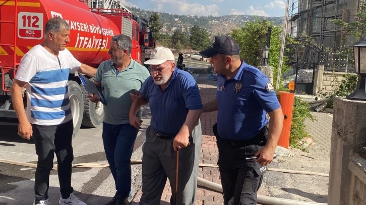 Binada Mahsur Kalanlar Kurtarıldı