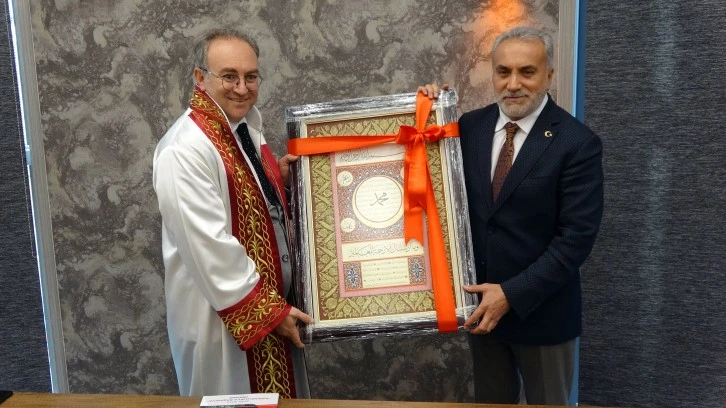 Prof. Dr. Yaşar Görevi Devir Aldı