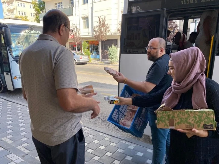 Personelden Vatandaşa Simit