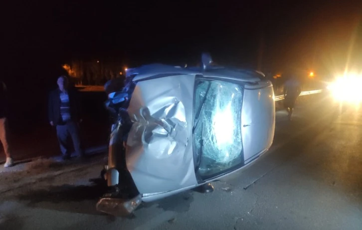 Araç Kontrolden Çıktı Baba ve Oğlu Yaralandı