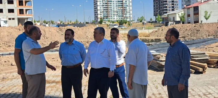 Altunkaya Cami İnşaatını İnceledi