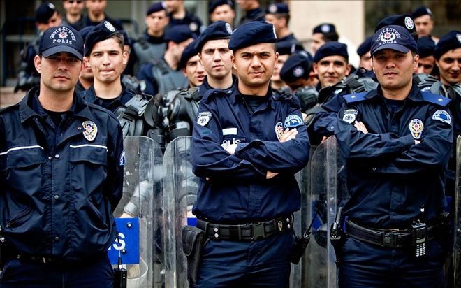 13 bin polis  Adayı alınacak