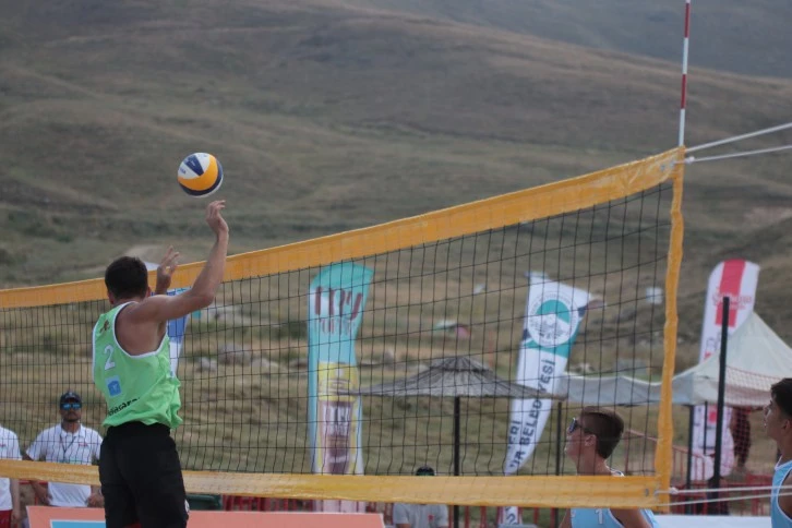 Voleybol Turnuvası Başladı