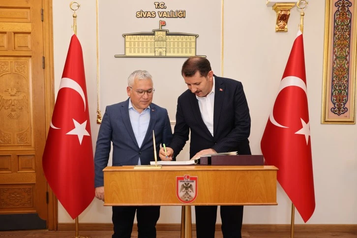 Salih Ayhan Sivas'ta
