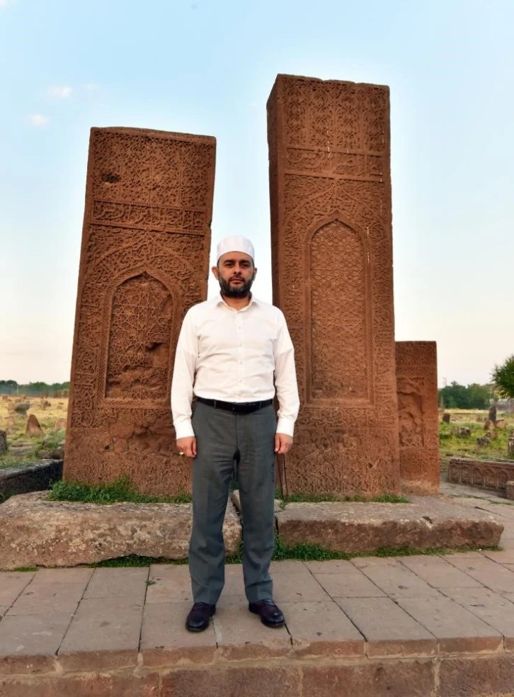 Özdağ'a 3 Kuruşluk Tazminat Davası