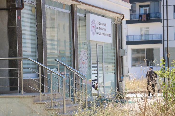 Mülk Sahibinin Doktorlarla Başı Dertte