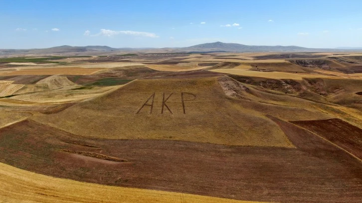 Sevgisini Dağlara Yazdı