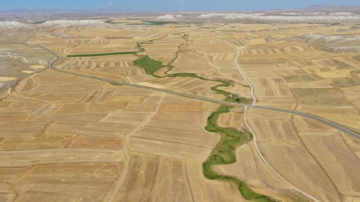 Bozkırın Menderesi Dronla Görüntülendi