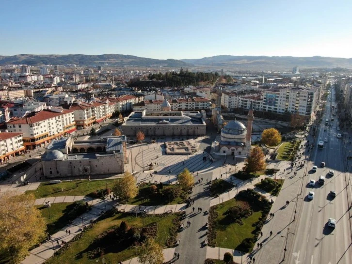 Trafikteki Araç 181 Bini Geçti