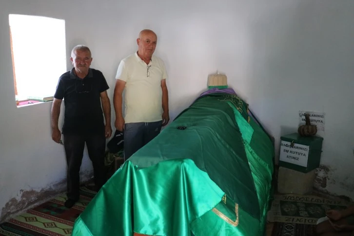 Sivas'taki O Türbe 450 Yıldır Ziyaretçilerini Ağırlıyor