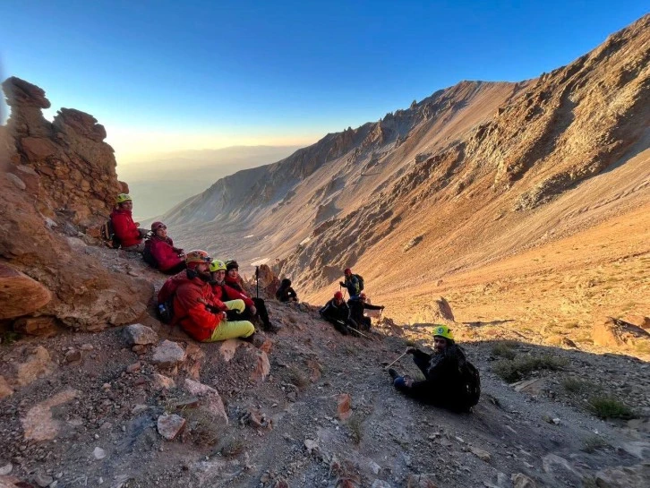 Erciyes'in Zirvesinde Görsel Şölen