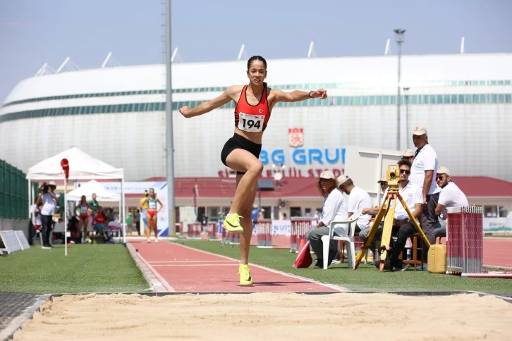 Sivas Atletizme Doydu