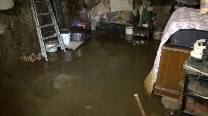 Sel Aksaray'ı da Vurdu: 1 Ölü, 7 Yaralı, 2 Kayıp