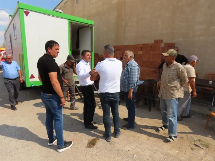 Başkan Çelik Sivaslı Çiftçilerin Sorunları Dinledi