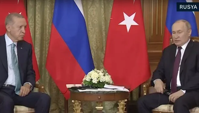 Erdoğan ve Putin'in Kritik Görüşmesi Başladı