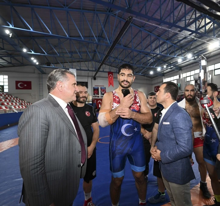 Erdoğan, Taha Akgül'le Görüştü