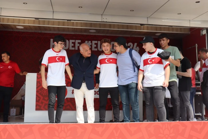 TFF Başkanından Forma Çağrısı