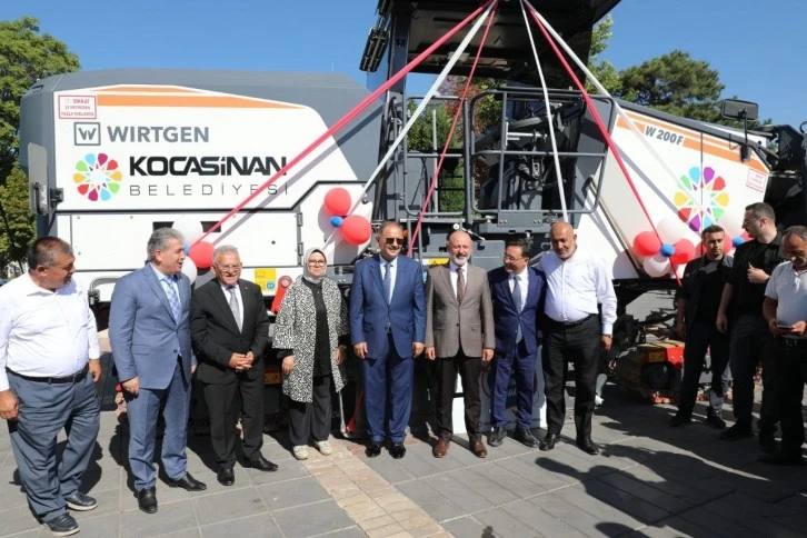 Dışarıda Kalan İnsanlar Varken Başka Proje Olmaz
