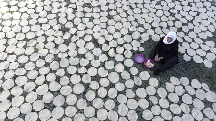 Güneş Altında Kuruyan Tarhanalar Görsel Şölen Oluşturdu