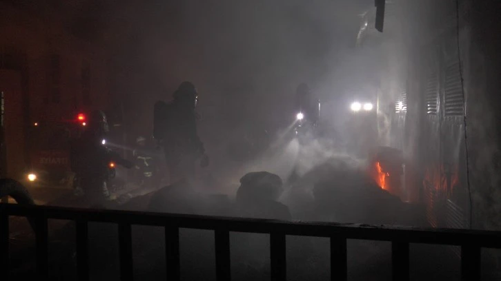 Fabrika Hurdalığı Küle Döndü