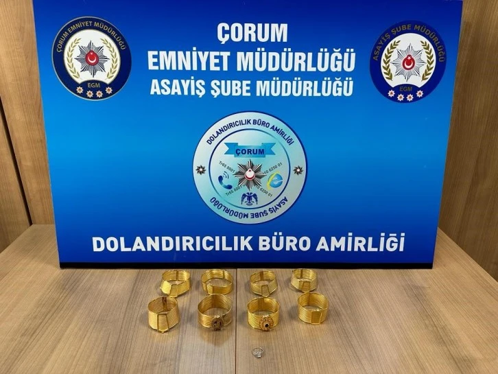 Çorum'da Dolandırdılar Sivas'ta Yakalandılar