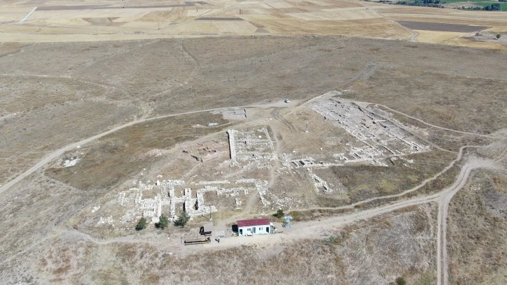Sivas Tarihe Işık Tutuyor