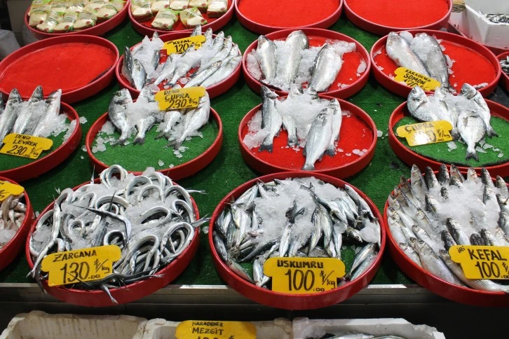 Sivas'ta Balık Tezgahları Coştu