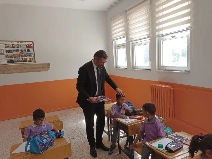 Üniversite Öğrencilerine Burs